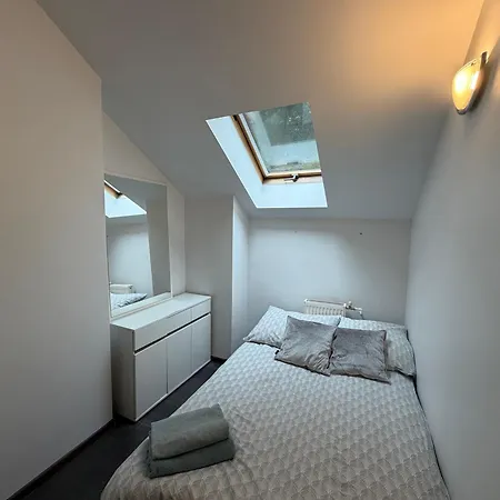 Glow Hostel *